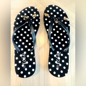 ECSA Black & White Polka Dot Bow Flip Flops – Size 8 - HOST PICK!!